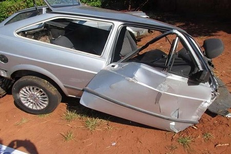 Mulher bate de frente com veículo e mata três da mesma família em Jales