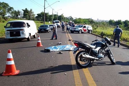 Moça de 22 anos morre em acidente com motocicleta