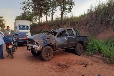 Policial aposentado morre ao ser arremessado de caminhonete durante acidente em Araçatuba