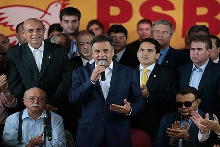 Quatro partidos aderem à candidatura de Aécio Neves no segundo turno