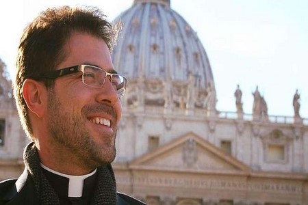 Padre de Jales está na Itália e conta que sentiu terremoto