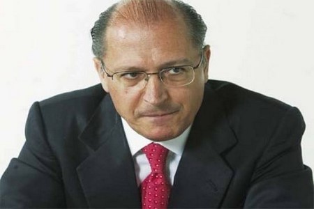 Governador de SP suspende reajuste do pedágio nas rodovias estaduais 